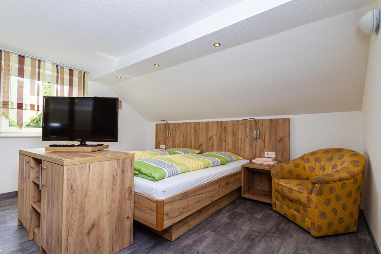 Landhotel Georgshof Huenfeld Room photo