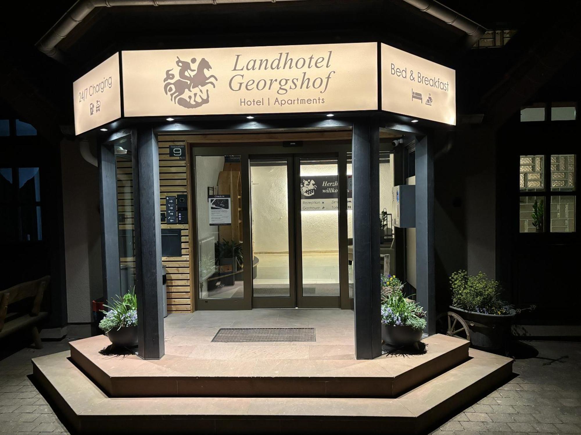 Landhotel Georgshof Huenfeld Exterior photo